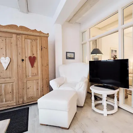 Apartment Altstadtapartment - Mit Flair Und Gemuetlichkeit - Mit Eigenem Parkplatz *